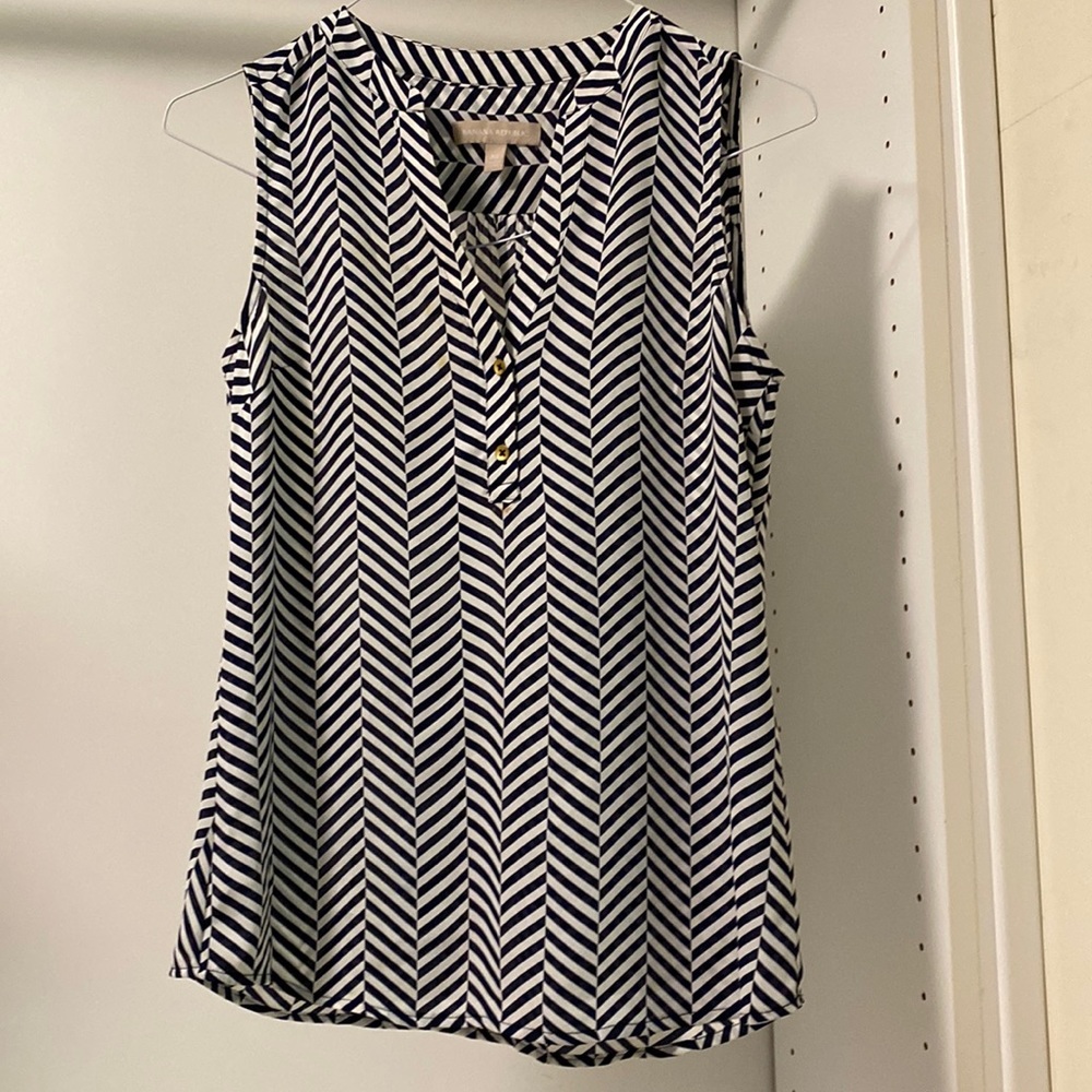 Banana Republic sleeveless blouse
